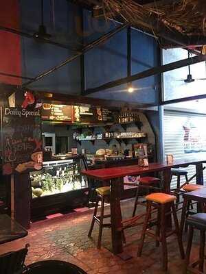 Padrino's Pizza Express