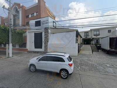 La Sauceda Almacén Deli Bar