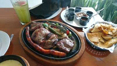 El Sombrero Parrilla Moderna