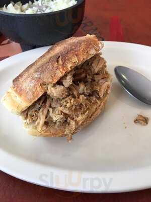 Lechon Al Horno De Doroteo