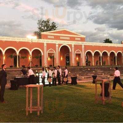 Hacienda Chichi Suarez