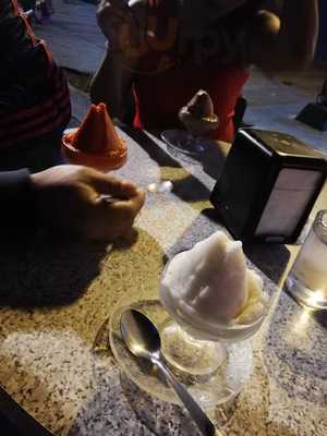 Shüteln Heladería Artesanal