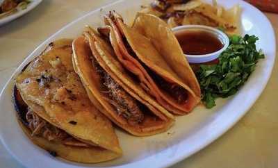 Tacos Y Antojos Angie