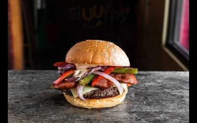 Fuddruckers Garcia Lavin