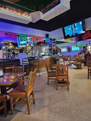 La Taberna De Los Amigos Sol