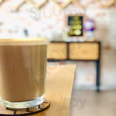 The Munch Munch Baking Factory