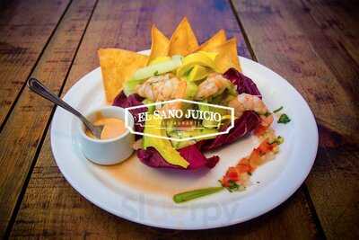 El Sano Juicio (av. Luciérnaga)