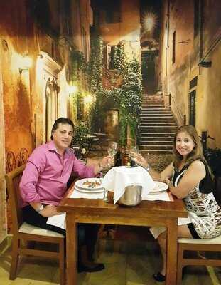 Moonlight Trattoria E Pizza