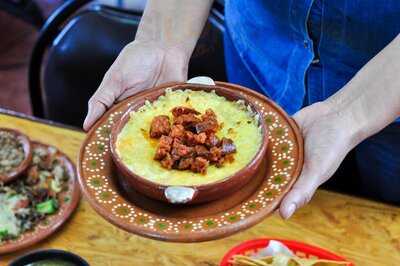 Los Grandes Restaurante