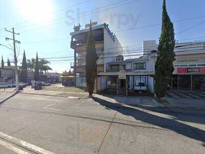 2 Pounds Chicago Style Pizza & Beer
