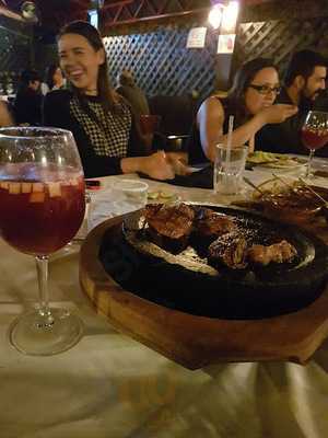 Bella's Burgers And Shakes