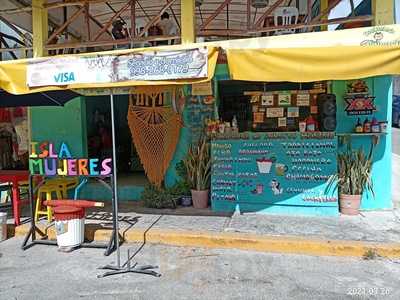 Minimos Isla Mujeres