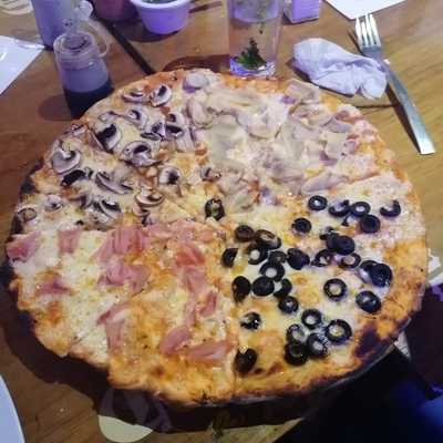 La Coctelería Ristorante E Bar