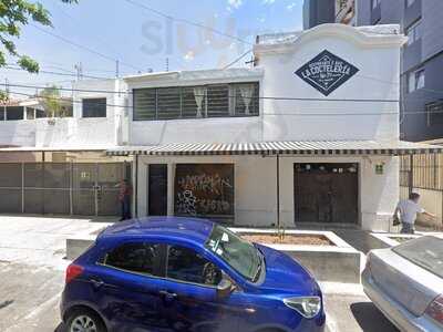 La Coctelería Ristorante E Bar