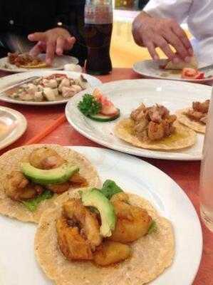 Eladio's Bar Pensiones