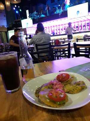 Eladio's Bar Galerias