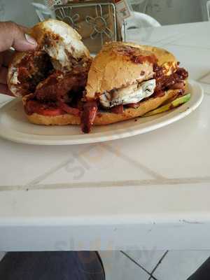 Tortas Metro Balderas Cancún