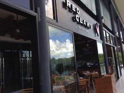 Redclaws Sea Food & Retro Bar