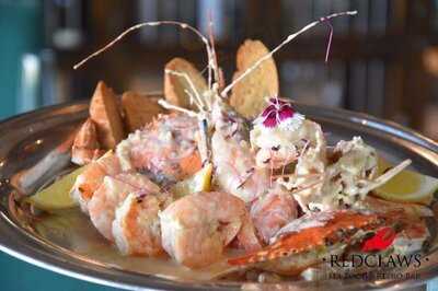 Redclaws Sea Food & Retro Bar