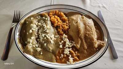 La Casa De Los Moles