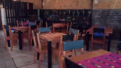 La Blanca Pizza A La Lena