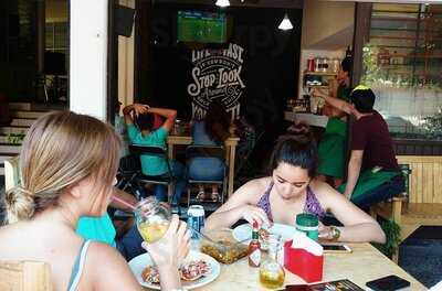 Delicious Restaurant-beer & Friends