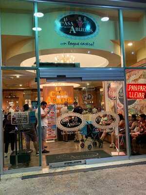 La Casa De Los Abuelos