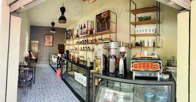 Legacy Roasters Coffee & Tea Real Center