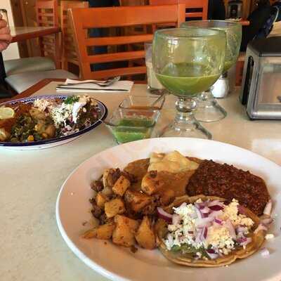 La Ciudad De Los Almuerzos