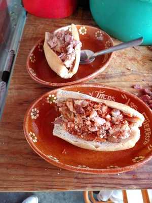 Tortas Y Tacos Los Güeros
