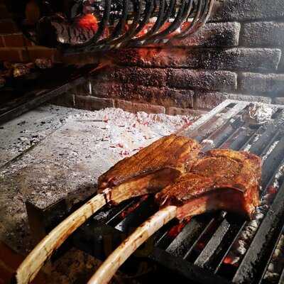 El Charrua Parrilla Uruguaya