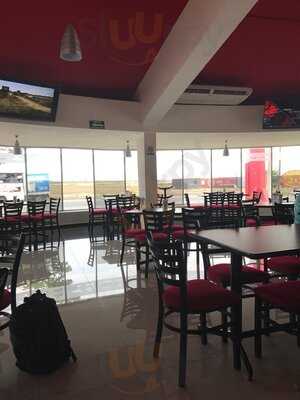 Restaurant Terminal 2