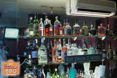 Hokie's Bbq Bar & Grill