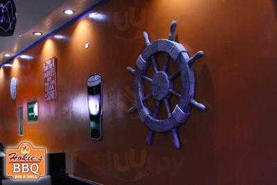 Hokie's Bbq Bar & Grill