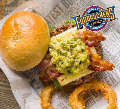 Fuddruckers