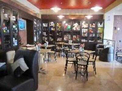 Tabacchi Cafe & Baguettes