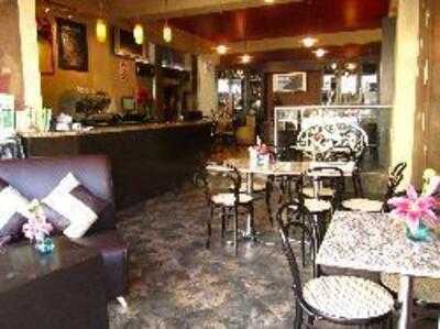 Tabacchi Cafe & Baguettes