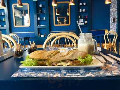 Blue Bakery & Coffee