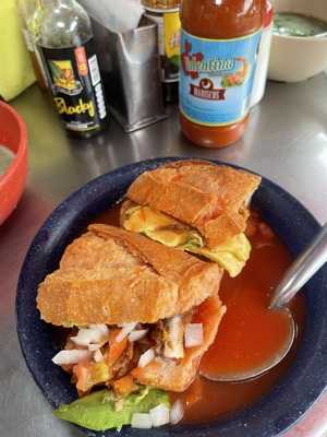 Rogelio Ahogadas & Mariscos