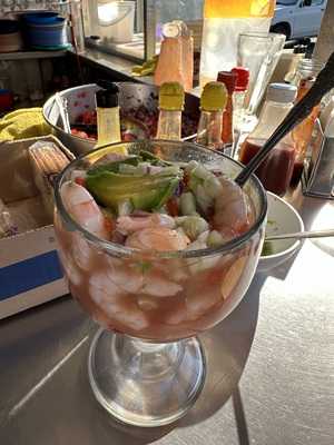 Rogelio Ahogadas & Mariscos