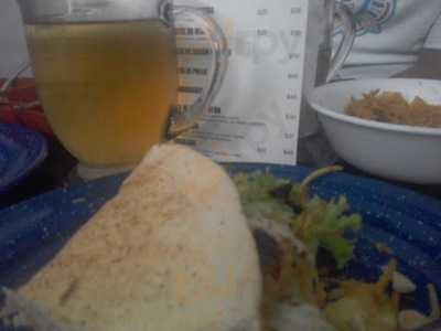 Cafebreria Punto Mid