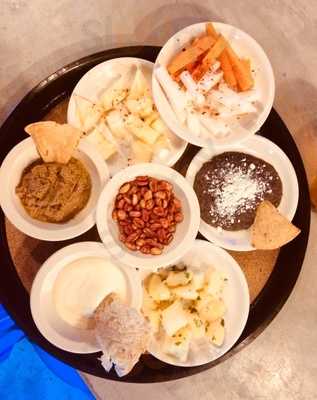 La Jardinera Cantina