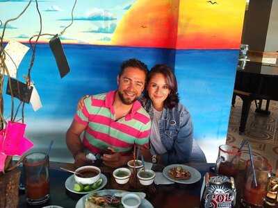 Canculifornia Bar Lounge & Grill