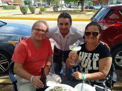 Canculifornia Bar Lounge & Grill