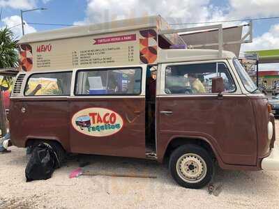Taco Taquitou Cancun