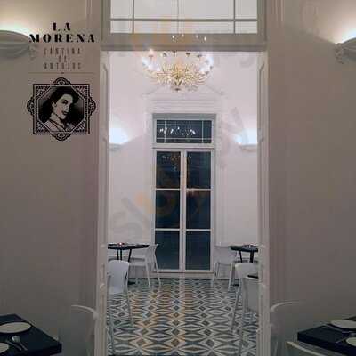La Morena Cantina De Antojos