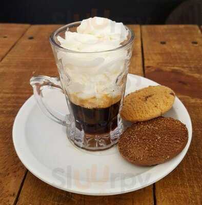 Kalypso Cafetería Y Comida Italiana