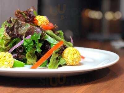 Sabina Cafe & Bistro