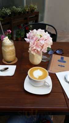 221b Baker Street Cake & Coffee