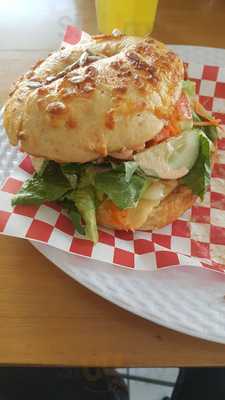 Ensaladeria + Jugos 460